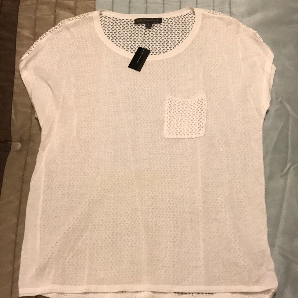 NEW! The Limited Outback Red white woven top!